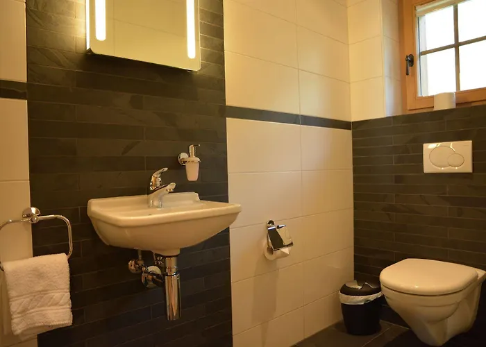 木屋 2-star Griwarent 格林德瓦